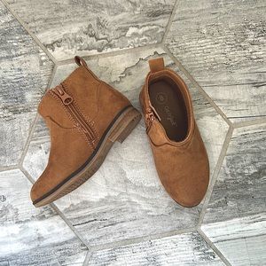 Cognac brown suede booties. Toddler size 8 Cat & Jack great used condition